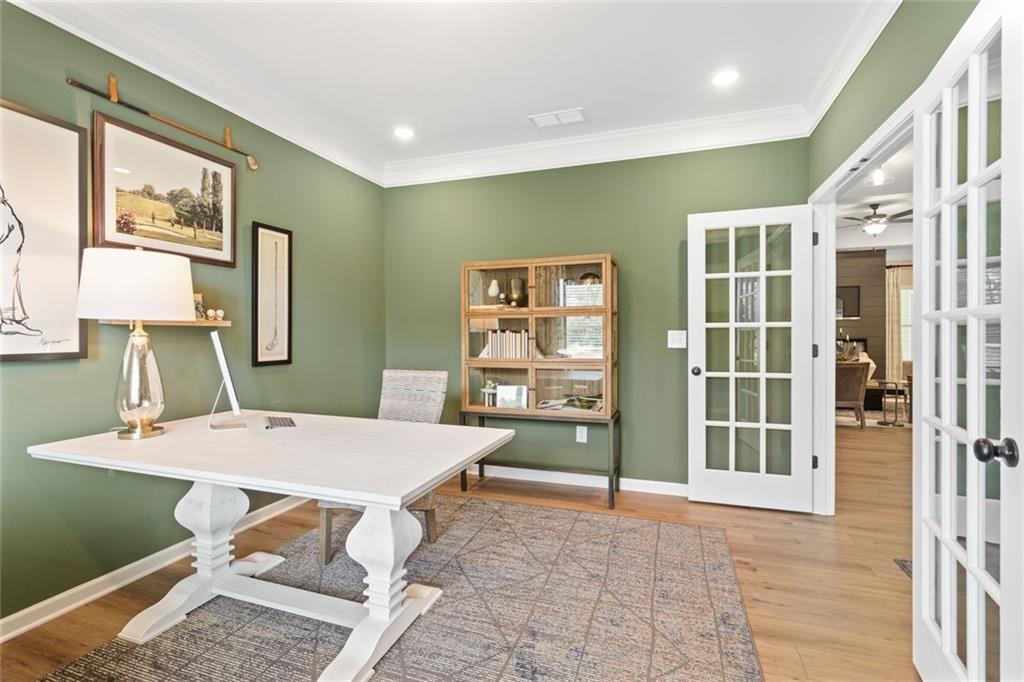 1122 Any Street Property Photo 5