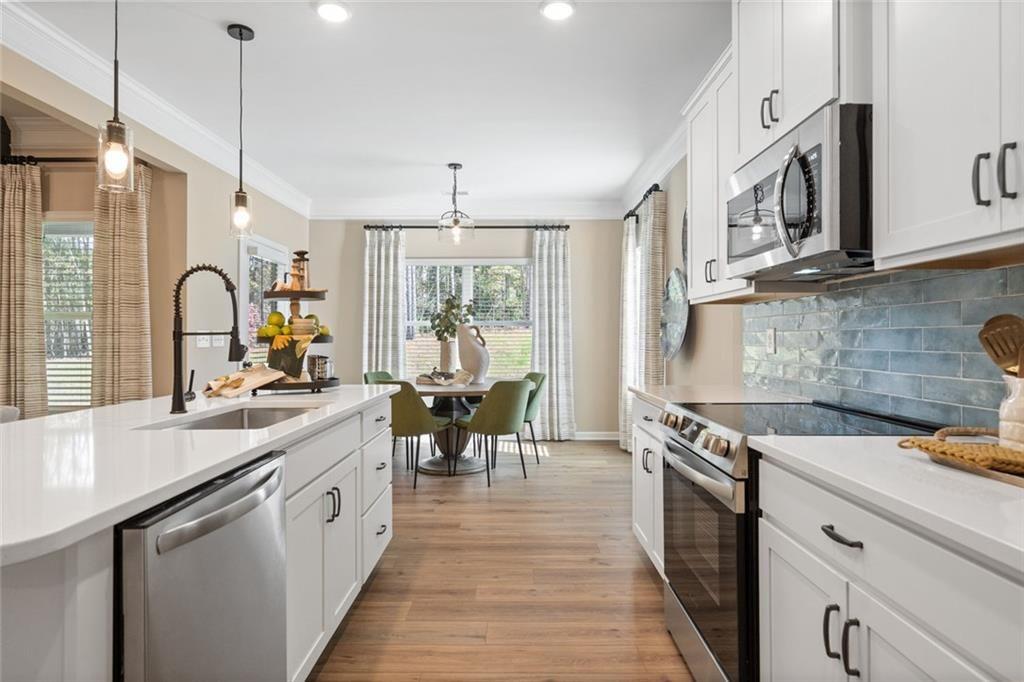 1122 Any Street Property Photo 18