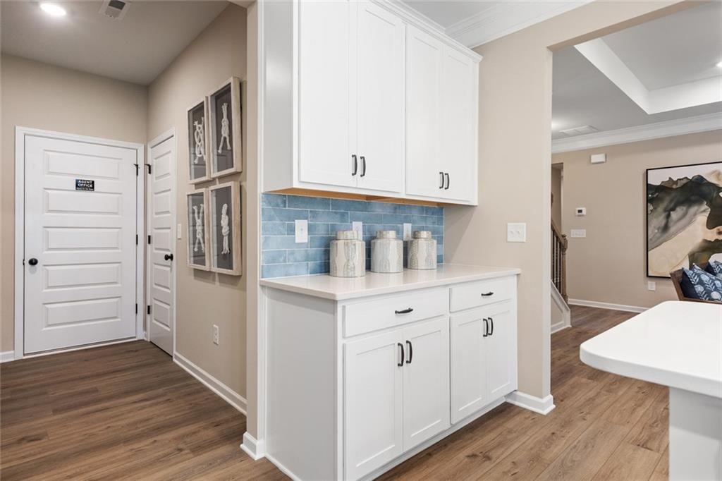 1122 Any Street Property Photo 25