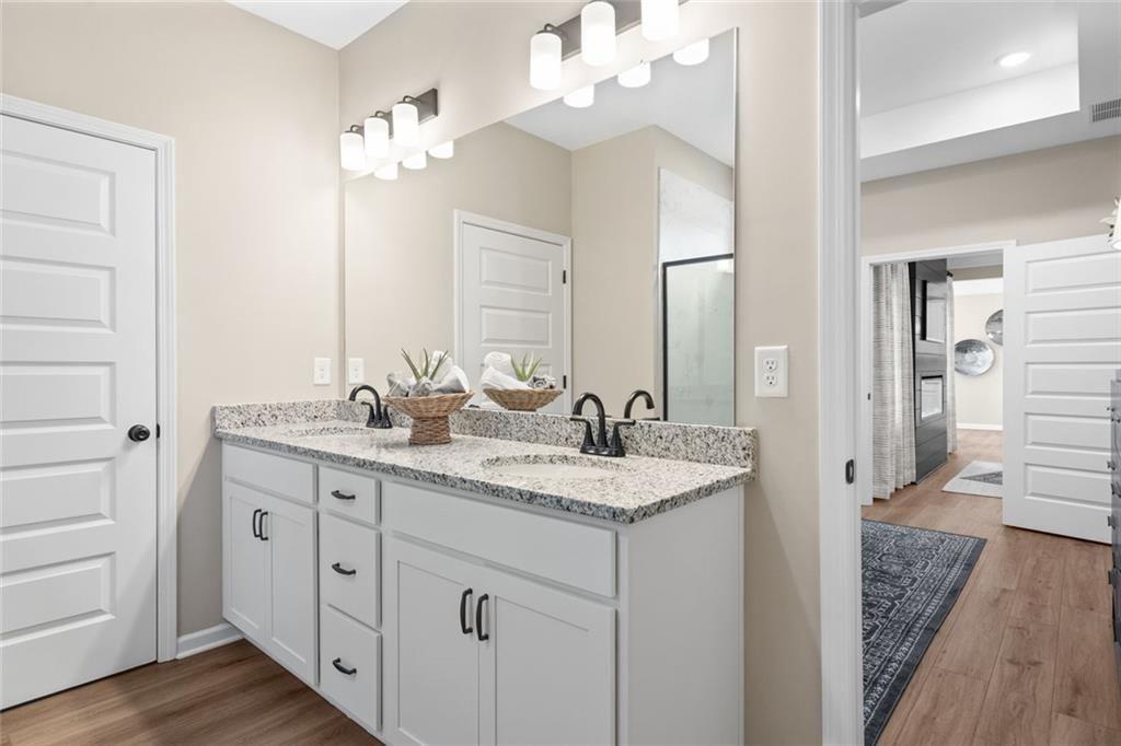 1122 Any Street Property Photo 31