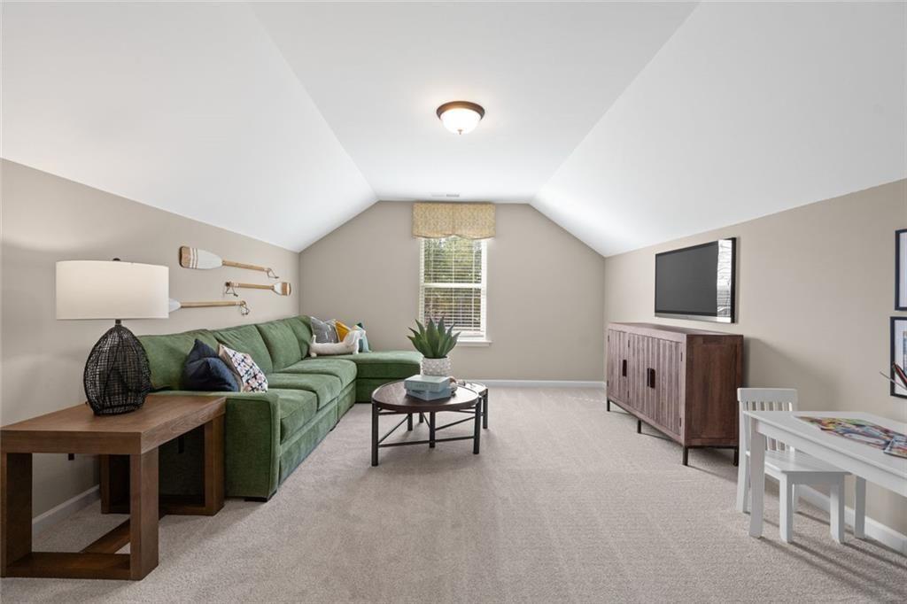 1122 Any Street Property Photo 33