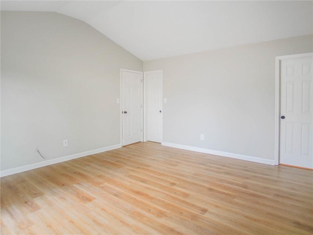 5603 Eagles Feather Lane Property Photo 12