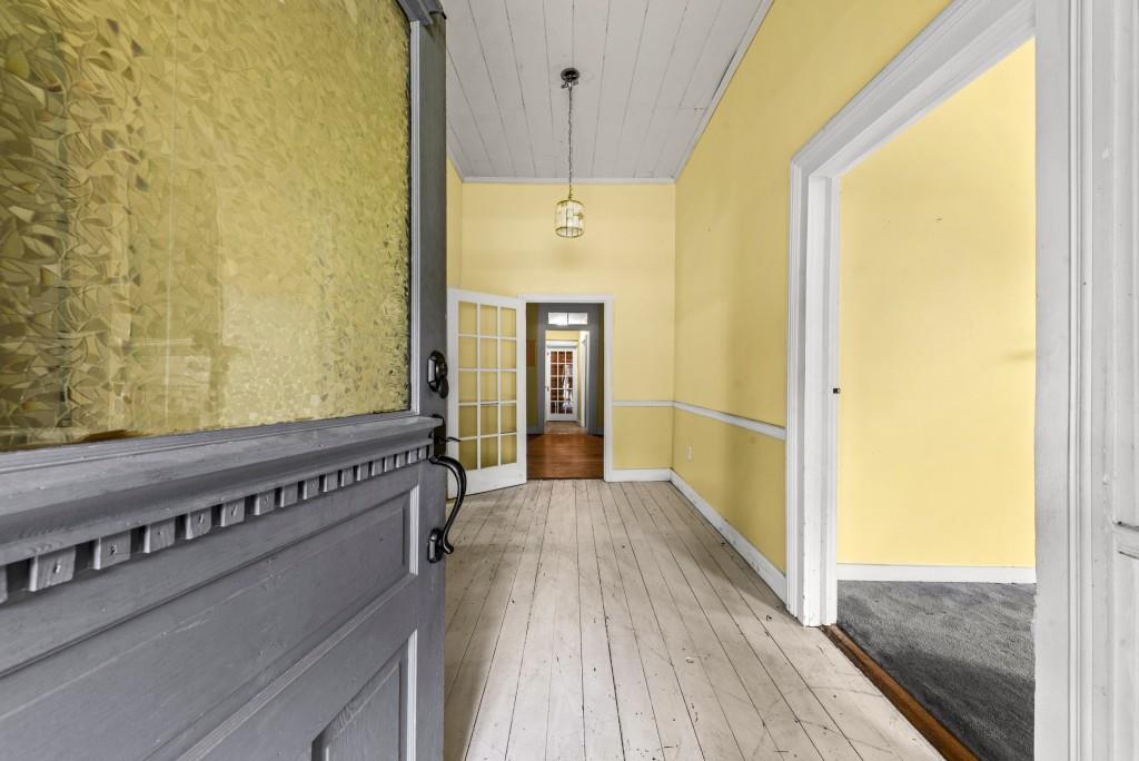 1047 Dixie Road Property Photo 7
