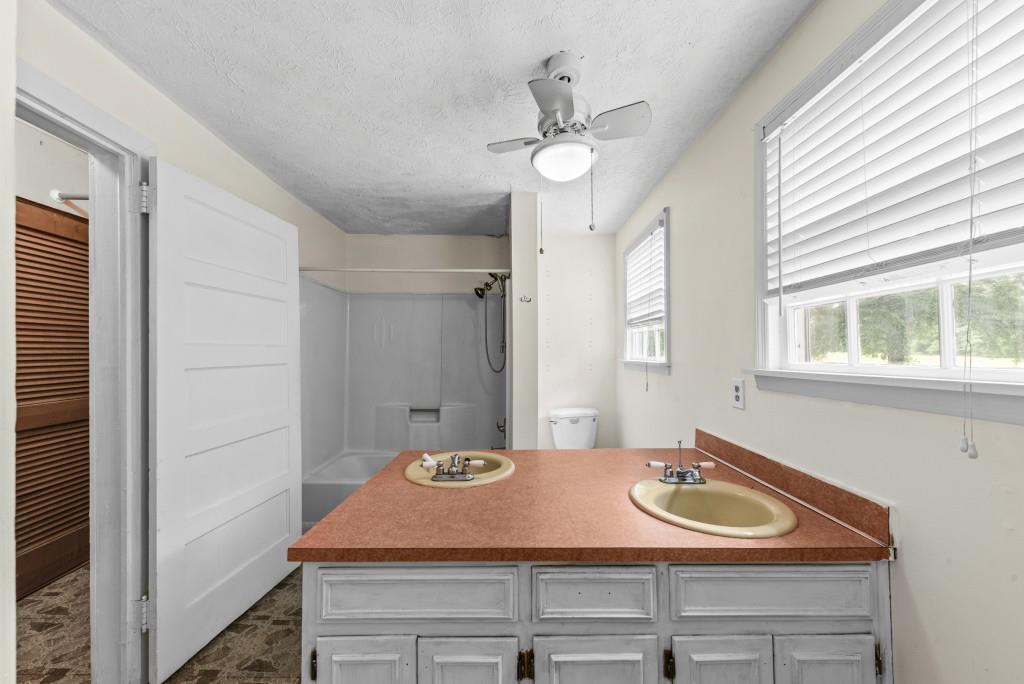 1047 Dixie Road Property Photo 19