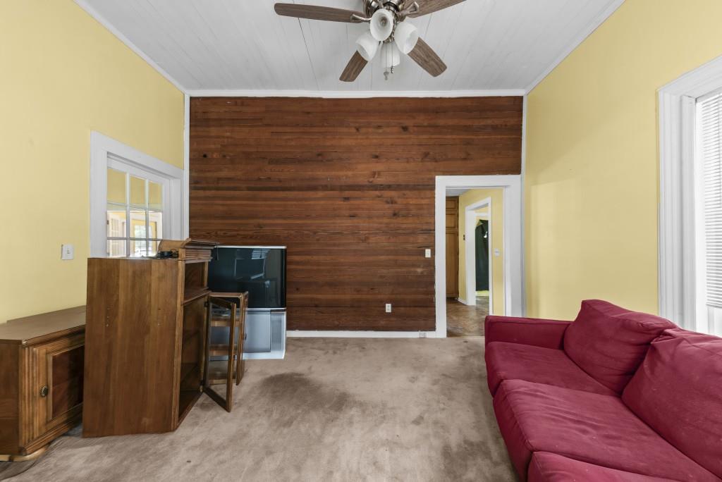 1047 Dixie Road Property Photo 32