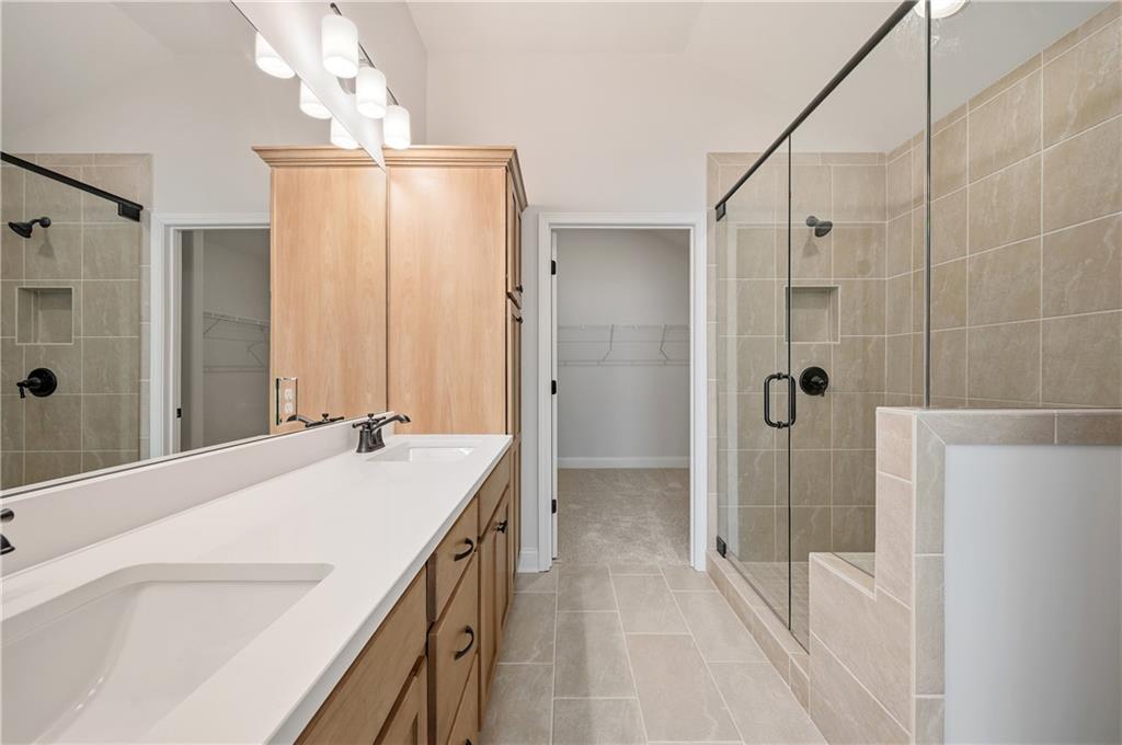 1302 Cedarcrest Boulevard Property Photo 28