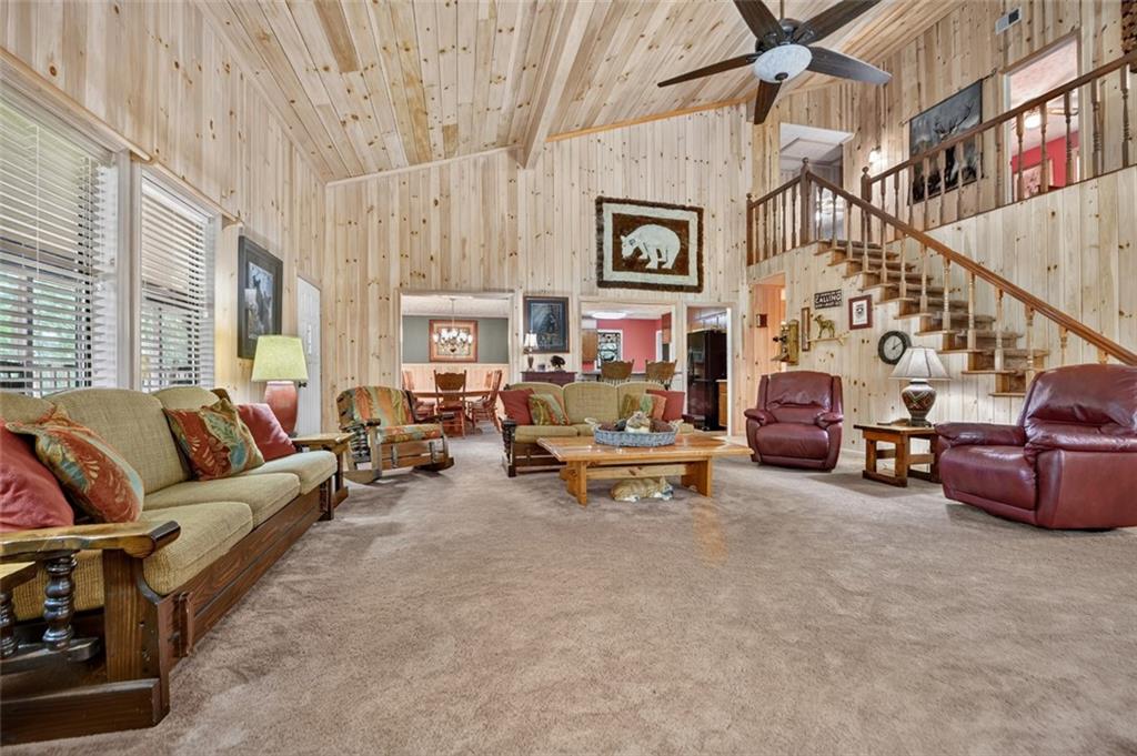 400 Matrix Circle Property Photo 8