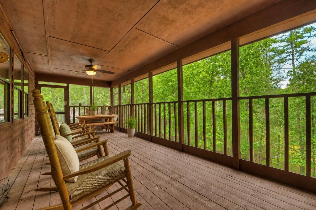 400 Matrix Circle Property Photo 18