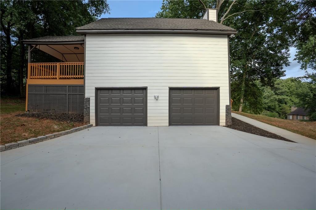 2761 Pine Cone Lane Property Photo 7