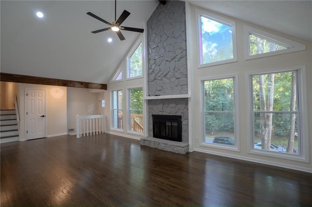 2761 Pine Cone Lane Property Photo 8