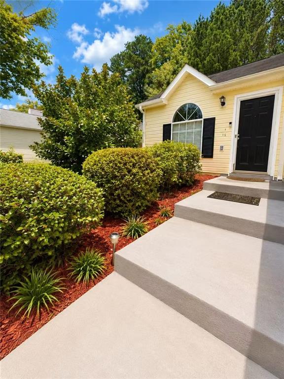 182 Brandon Ridge Circle Property Photo 3