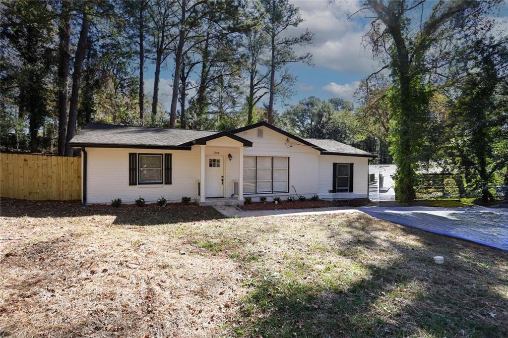1508 Peachcrest Road Property Photo 1