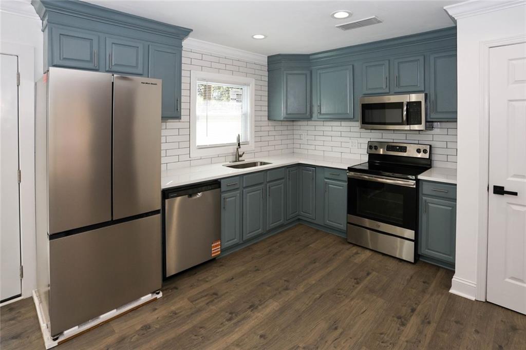 1508 Peachcrest Road Property Photo 7
