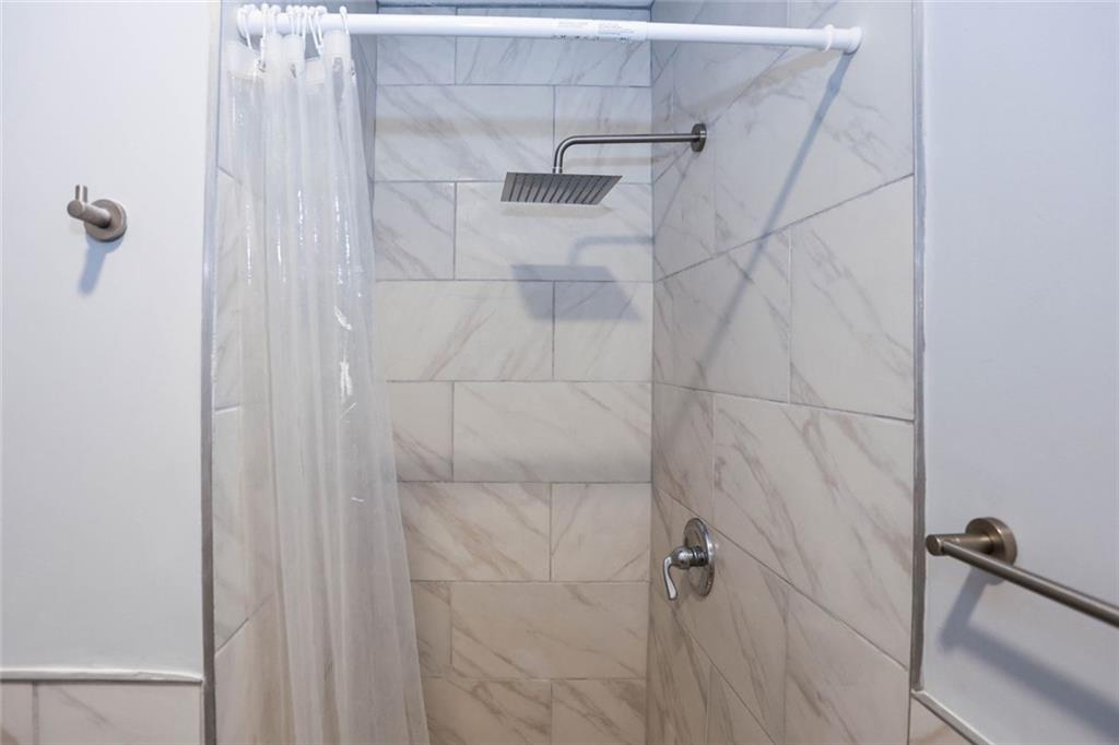 1508 Peachcrest Road Property Photo 18