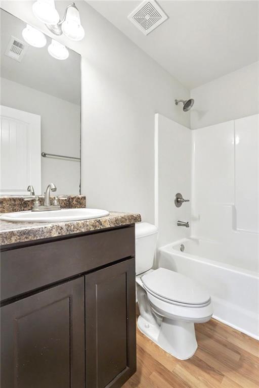 2362 Glebe Court Property Photo 9