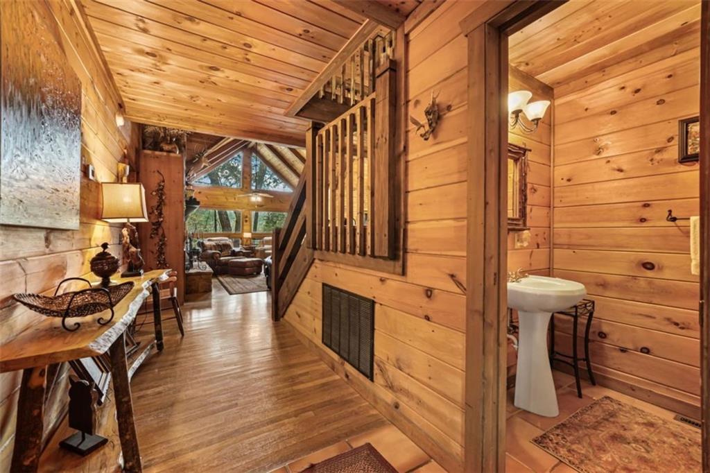 58 River Road Property Photo 13