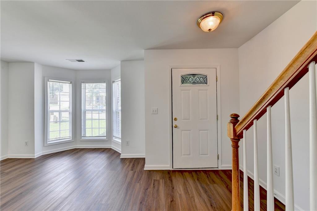 6383 Grand Hickory Drive Property Photo 2