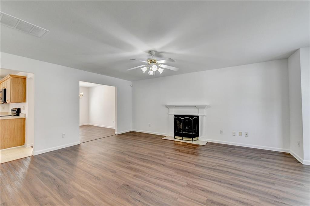 6383 Grand Hickory Drive Property Photo 3