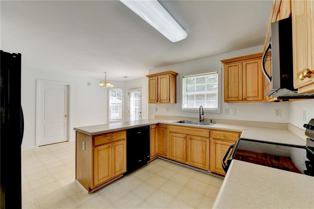 6383 Grand Hickory Drive Property Photo 12