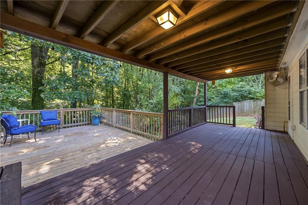 1059 Athena Court Property Photo 3