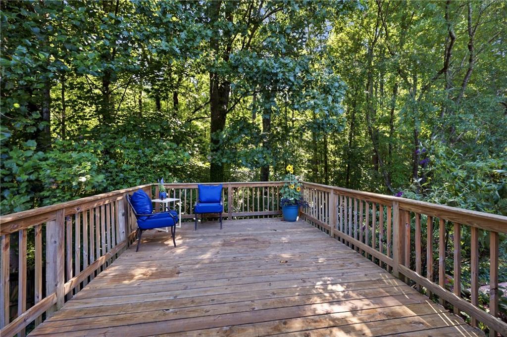 1059 Athena Court Property Photo 28