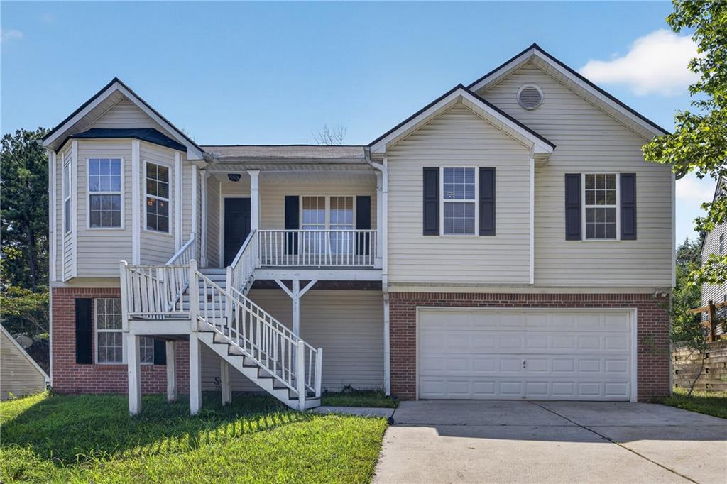 305 Bainbridge Circle Property Photo 1