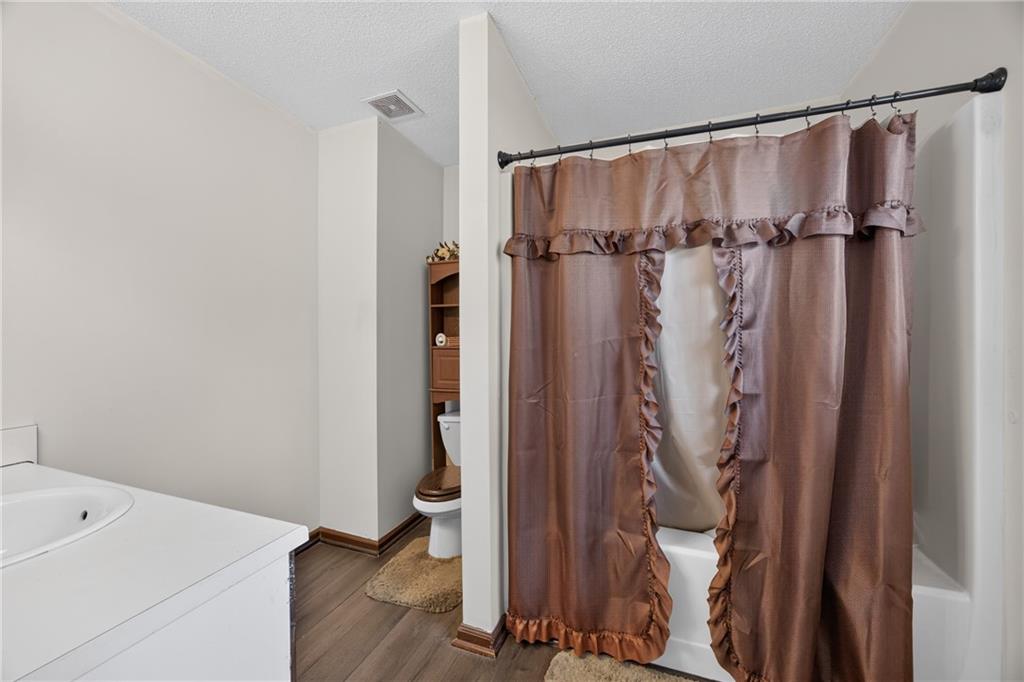 305 Bainbridge Circle Property Photo 16