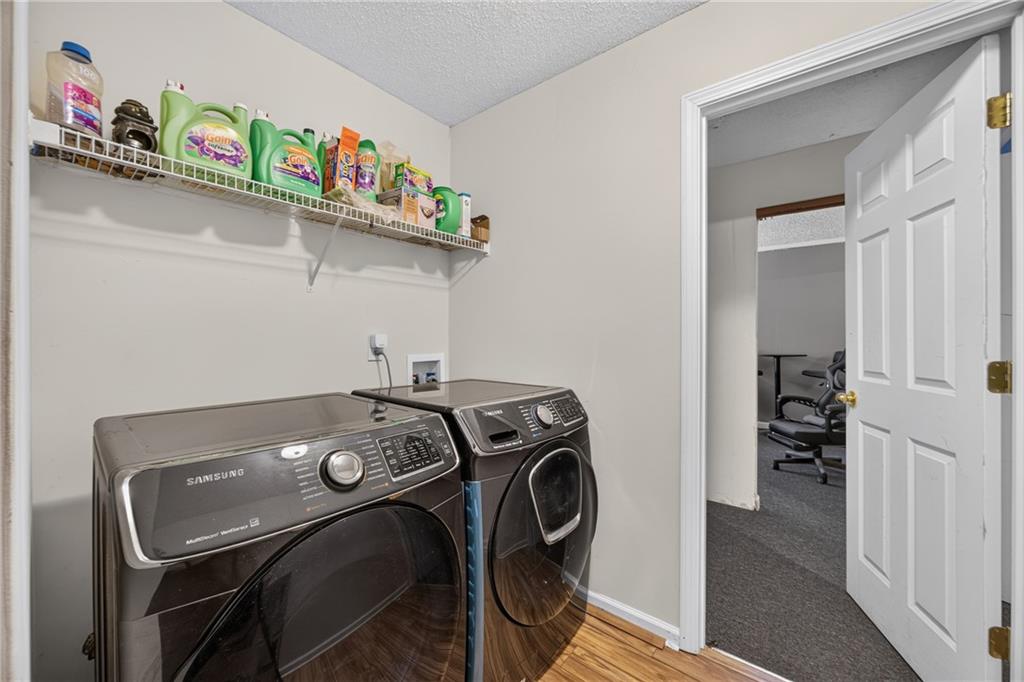 305 Bainbridge Circle Property Photo 20