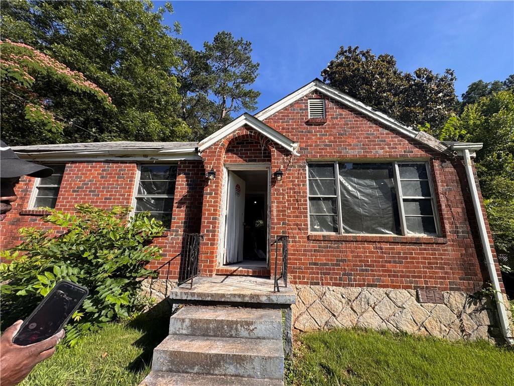1532 Columbia Circle Property Photo 1