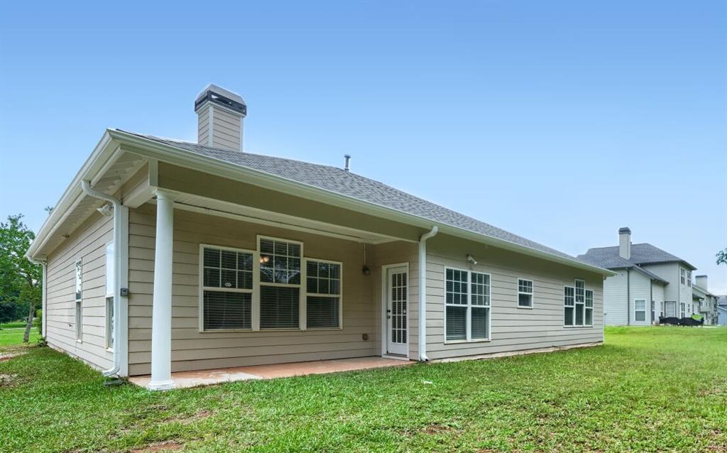 421 Bedford Crossing Property Photo 22