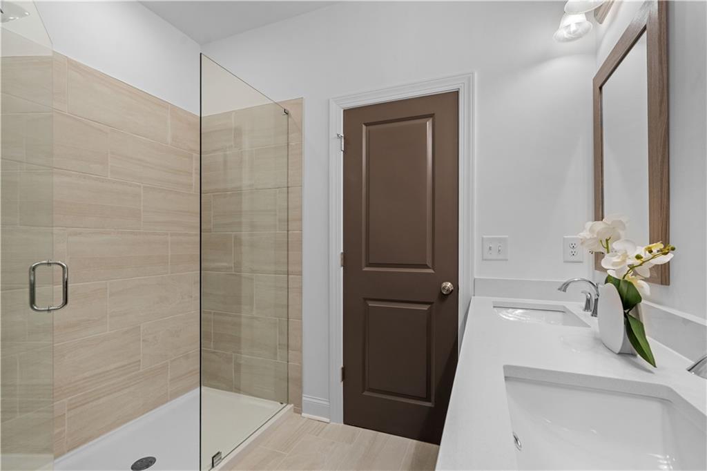 540 Alice Way Unit D4 Property Photo 17