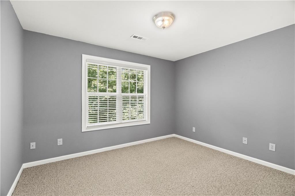185 Thornwood Drive Se Property Photo 33
