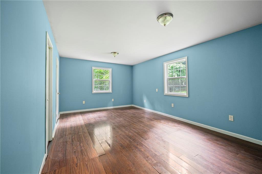 4445 Woodhaven Drive Property Photo 11