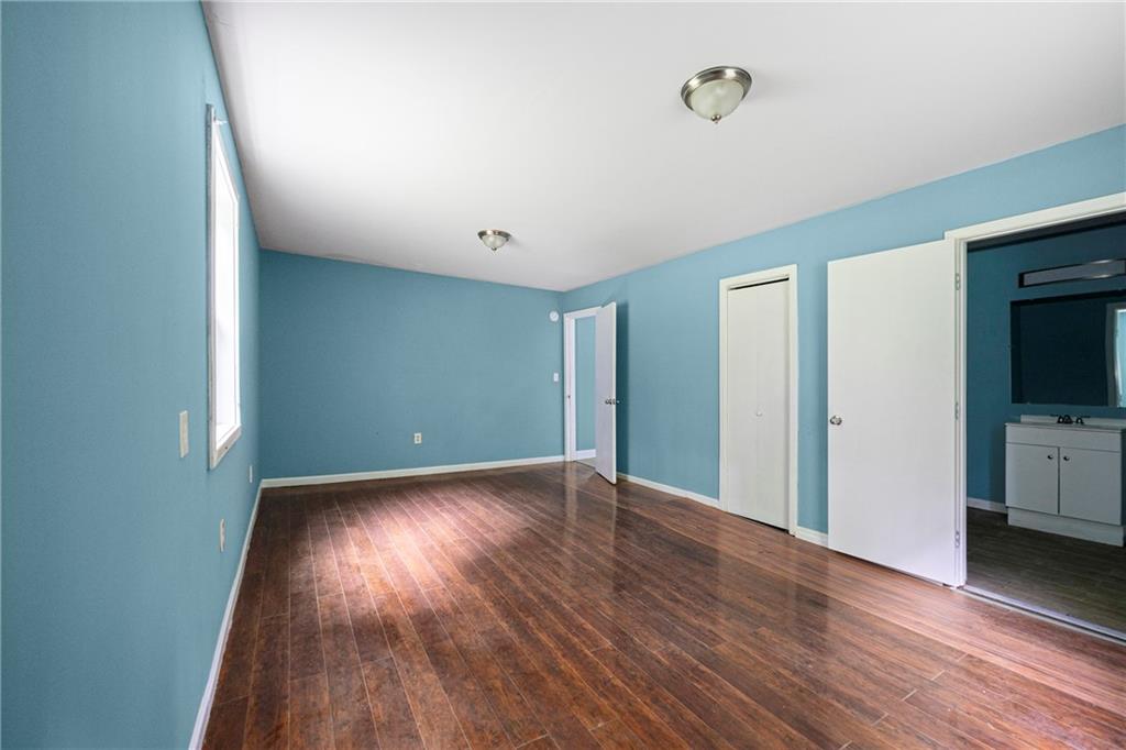 4445 Woodhaven Drive Property Photo 13