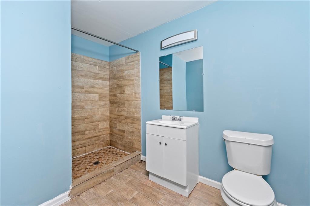 4445 Woodhaven Drive Property Photo 14