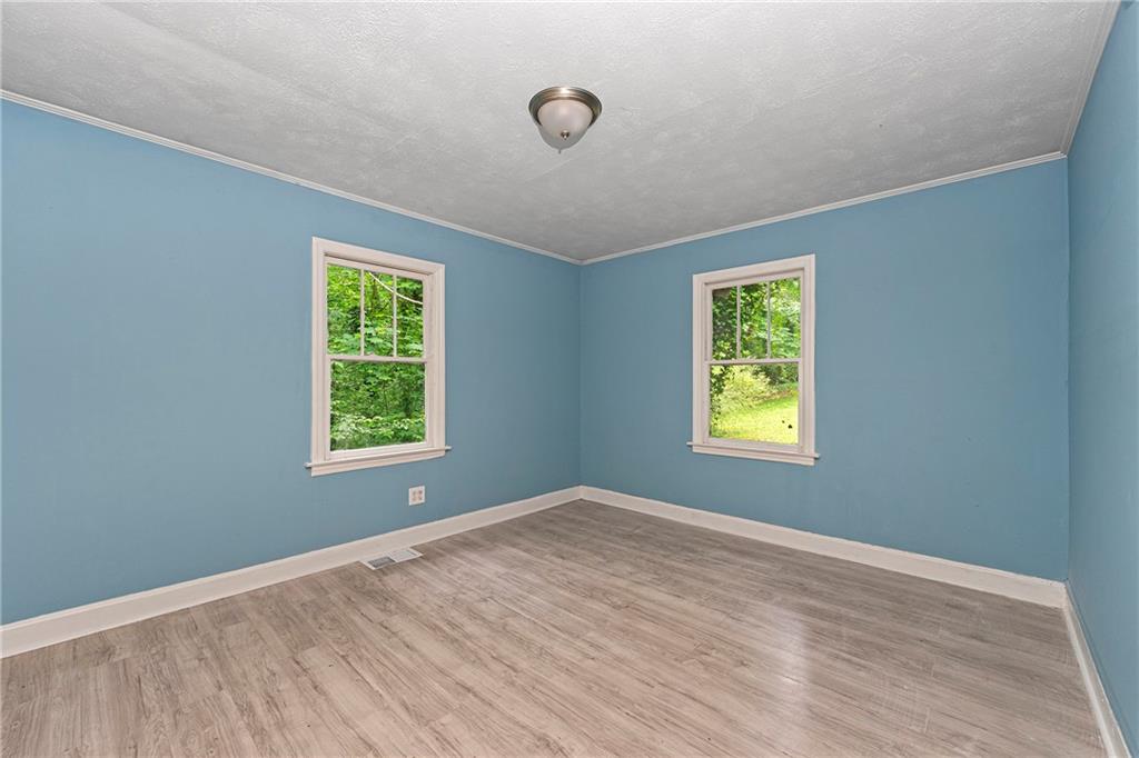 4445 Woodhaven Drive Property Photo 17