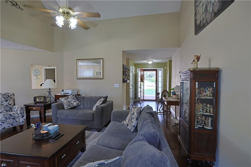 2015 Harfield Ct Property Photo 12