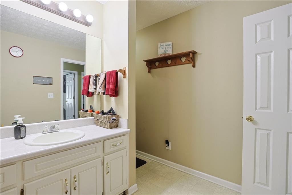2015 Harfield Ct Property Photo 30