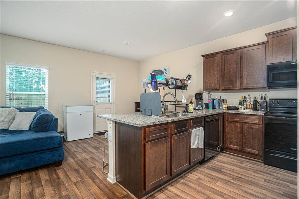 460 Meadowbend Circle Property Photo 10