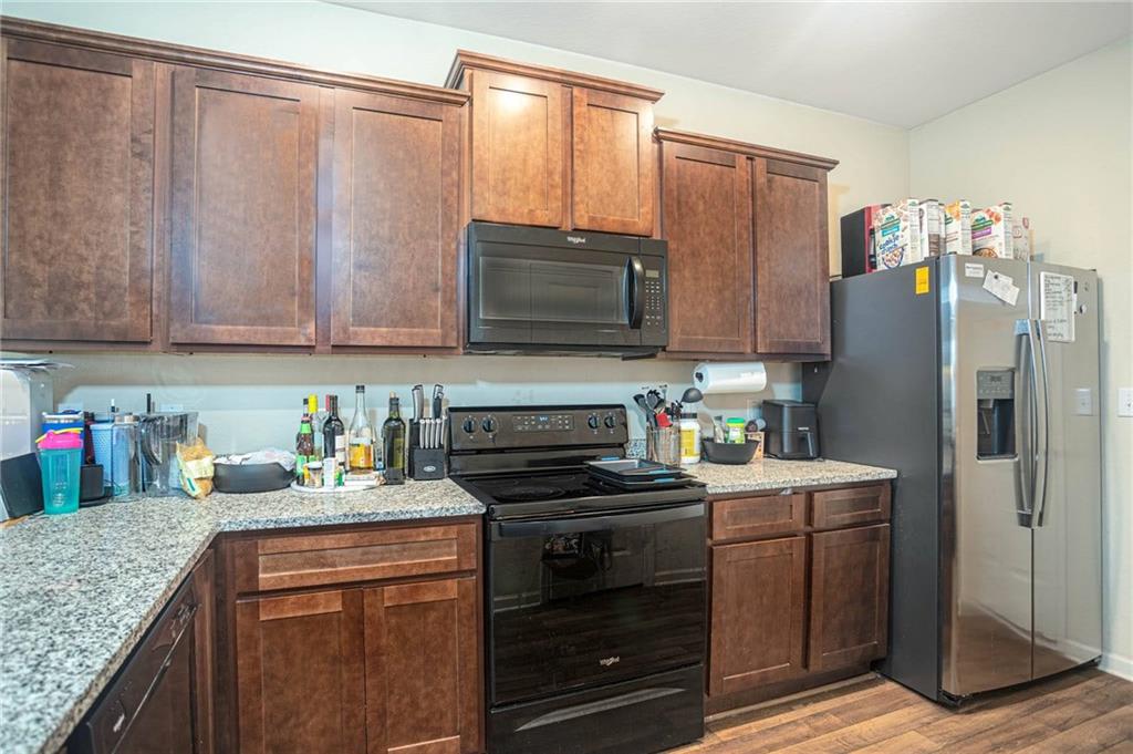 460 Meadowbend Circle Property Photo 11