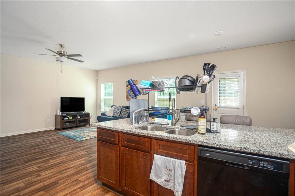 460 Meadowbend Circle Property Photo 13