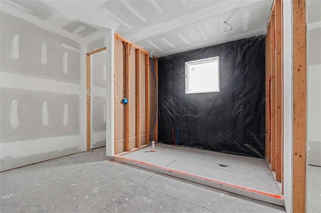 308 Fortune Street Ne Unit B Property Photo 7