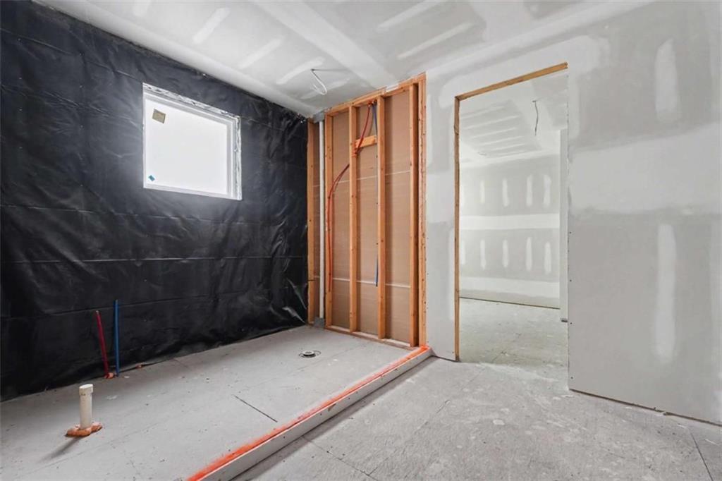 308 Fortune Street Ne Unit B Property Photo 8