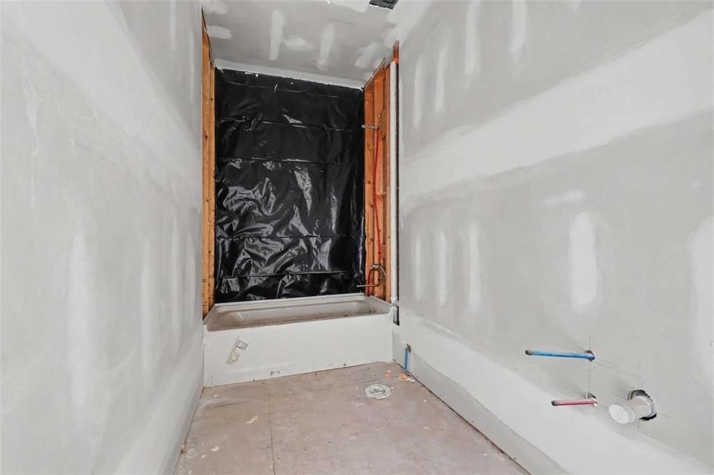 308 Fortune Street Ne Unit B Property Photo 16