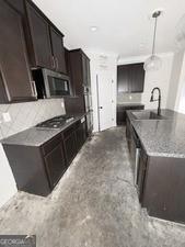 9159 Dover Street Property Photo 5