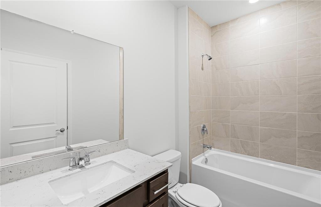 2918 Salinger Way Property Photo 10