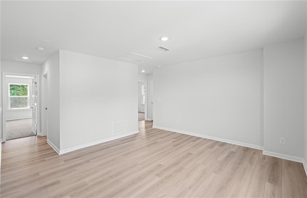 2918 Salinger Way Property Photo 11