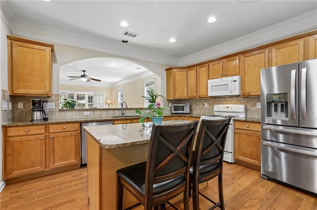 5055 Rembrant Drive Property Photo 5