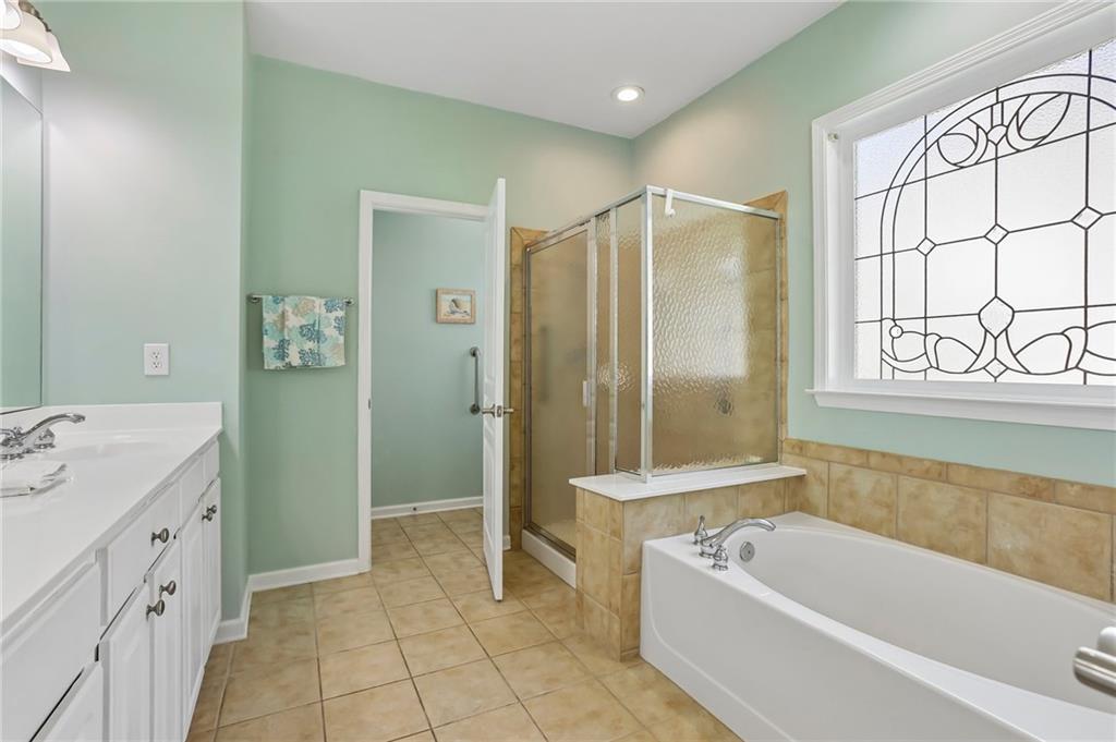 5055 Rembrant Drive Property Photo 13
