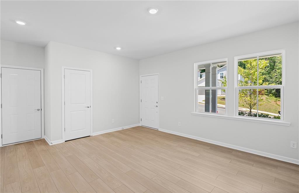 2922 Salinger Way Property Photo 3
